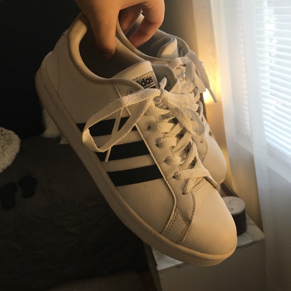 • ADIDAS NEO WHITE AND BLACK SHOES •